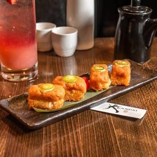 SPICY TUNA RICE CRISPY
